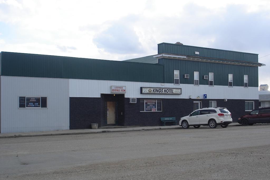 King'S Hotel & Motel By Elevate Rooms Shaunavon Εξωτερικό φωτογραφία