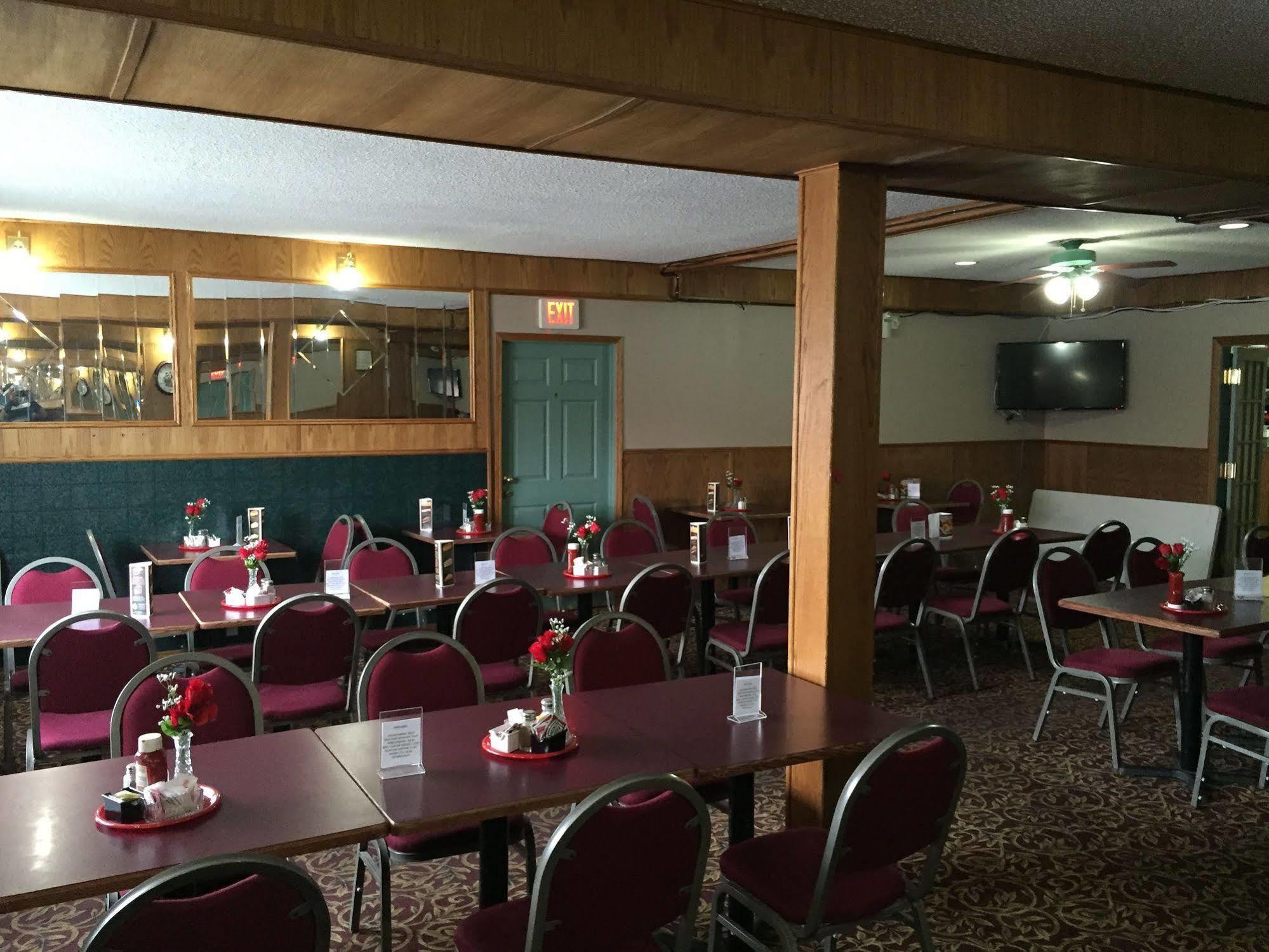 King'S Hotel & Motel By Elevate Rooms Shaunavon Εξωτερικό φωτογραφία