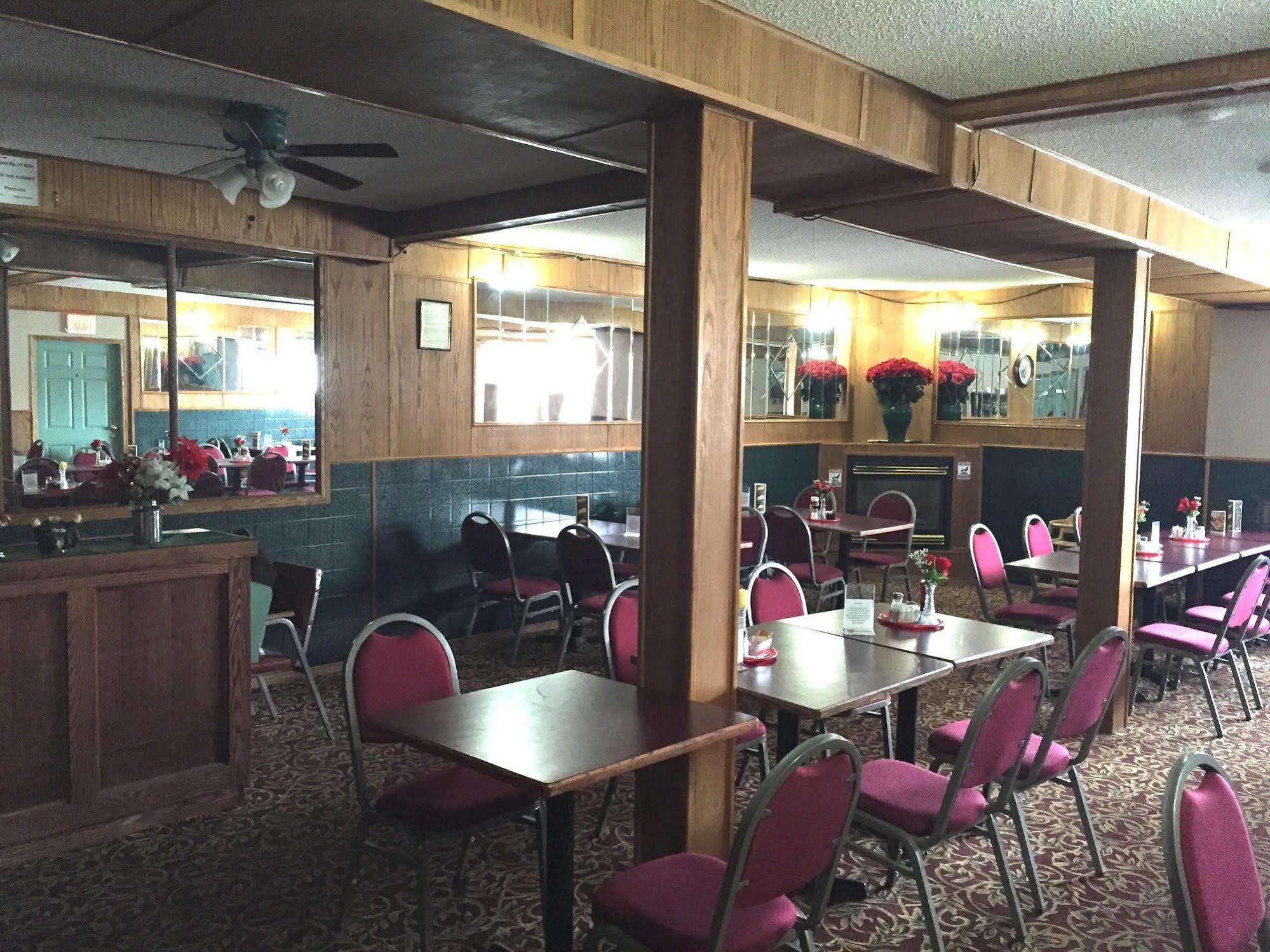 King'S Hotel & Motel By Elevate Rooms Shaunavon Εξωτερικό φωτογραφία